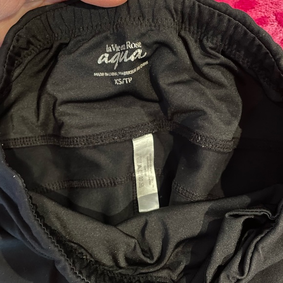 LaVie En Rose Workout Set - Picture 7 of 8